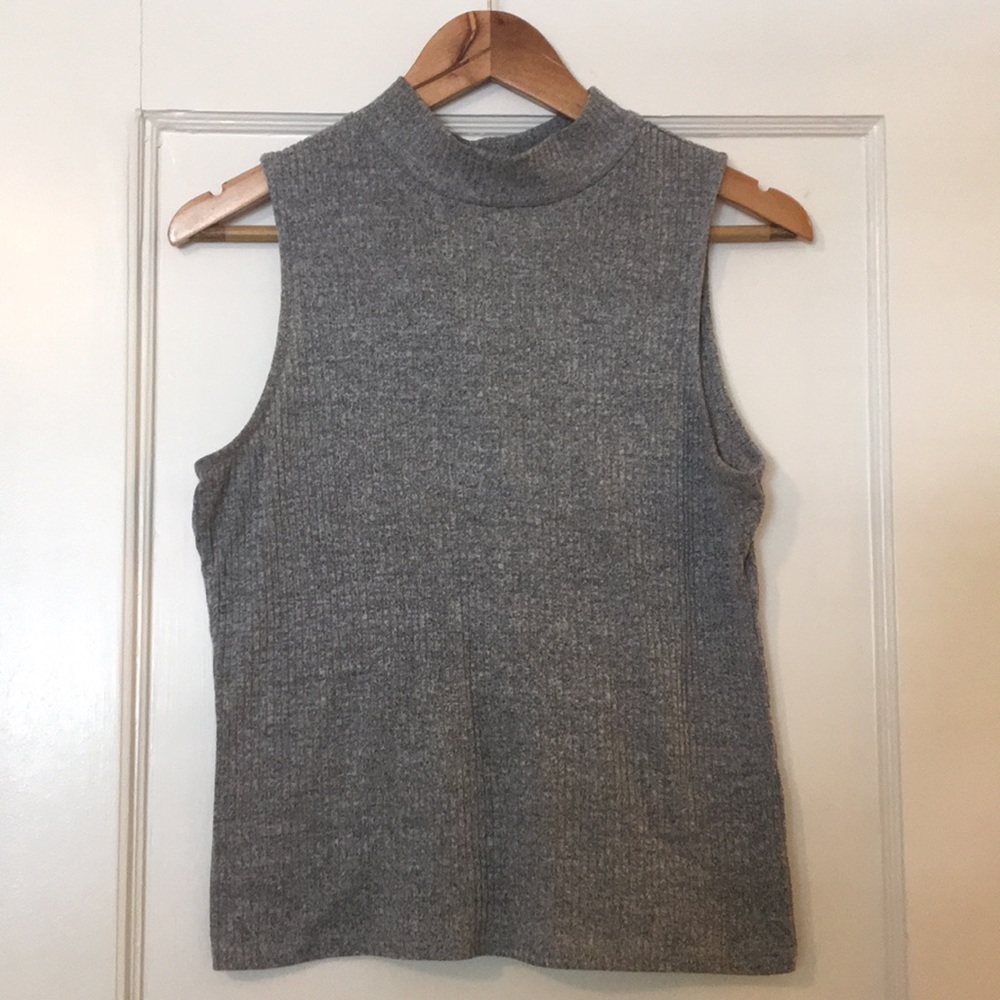 Mock turtleneck Grey Sleeveless Top